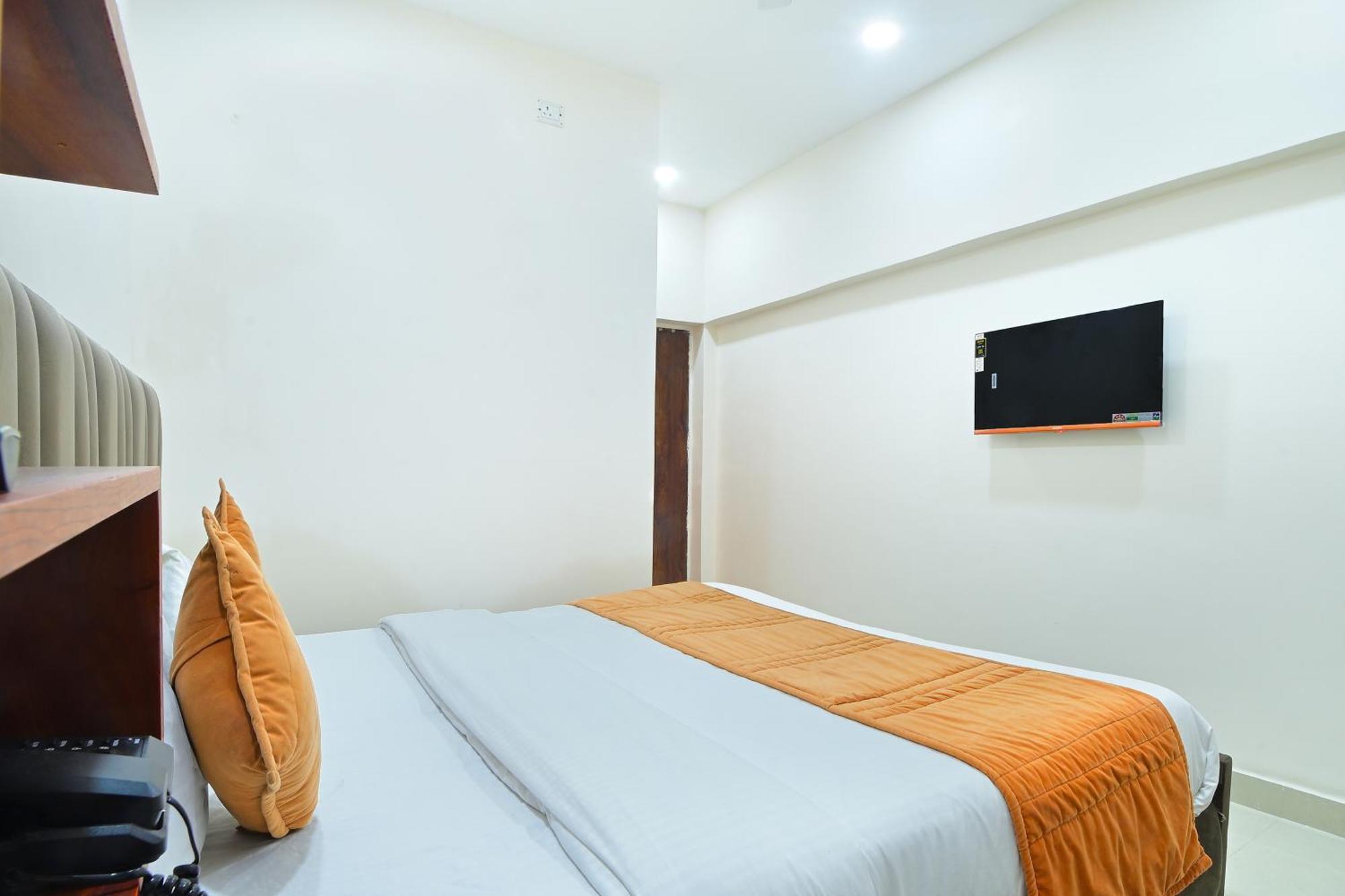 Chowdhry Tourist Lodge - New Delhi Railway Station - 2 Minutes Walk מראה חיצוני תמונה