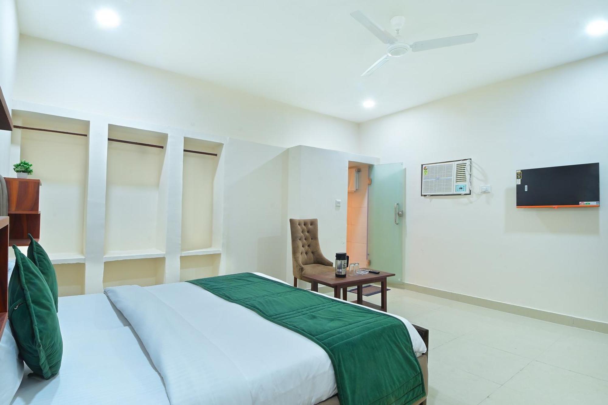 Chowdhry Tourist Lodge - New Delhi Railway Station - 2 Minutes Walk מראה חיצוני תמונה