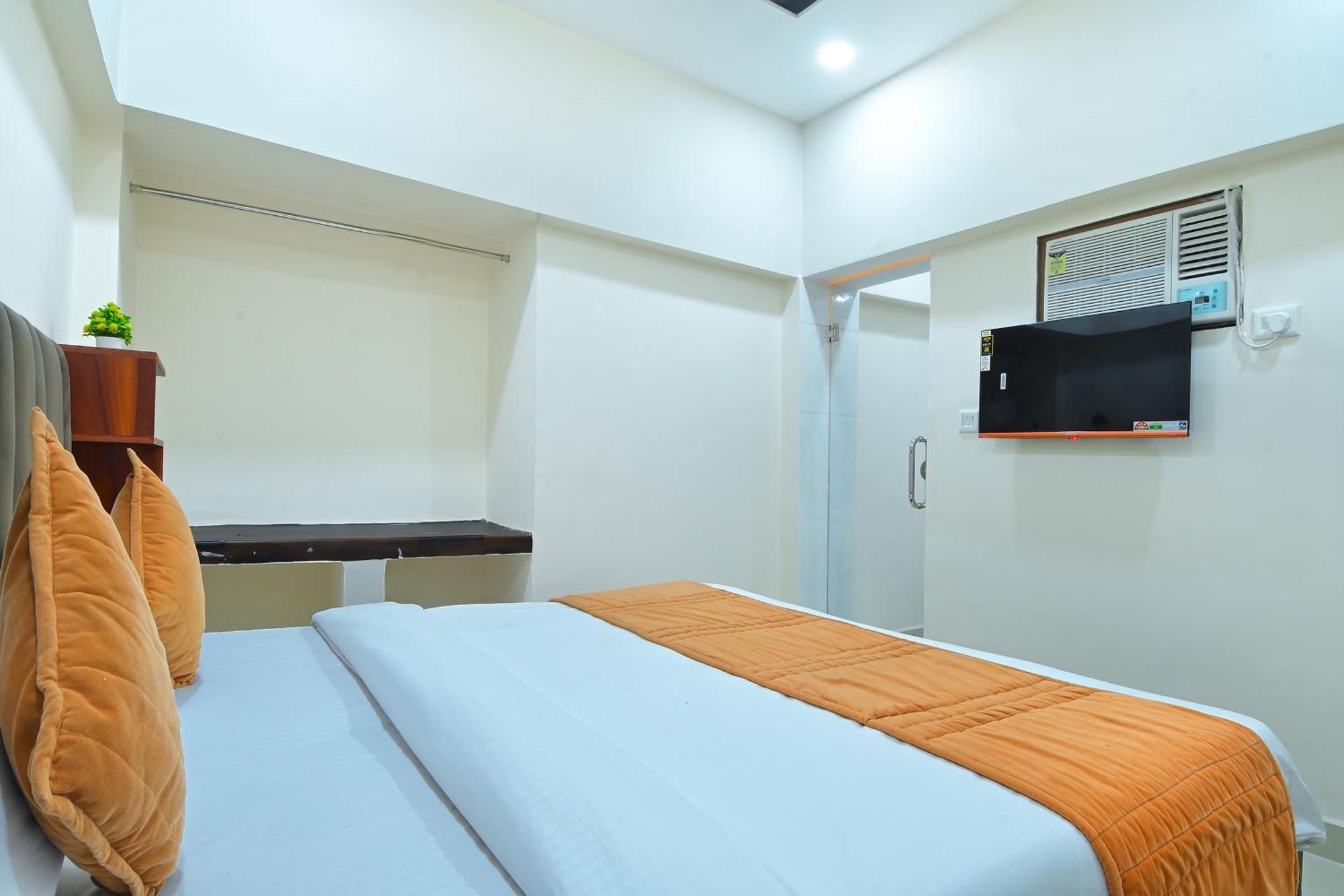 Chowdhry Tourist Lodge - New Delhi Railway Station - 2 Minutes Walk מראה חיצוני תמונה